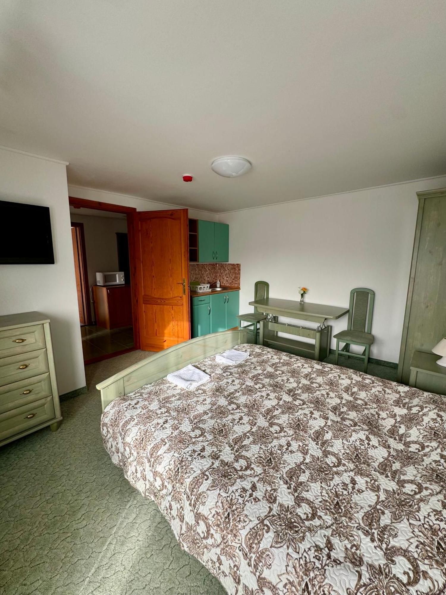 Aparthotel Eden Panzio Bük Exteriér fotografie